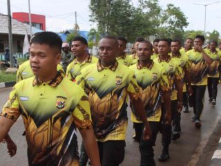 Personil Polres Merauke gelar Olahraga pagi guna menjaga Kebugaran dan Kesehatan
