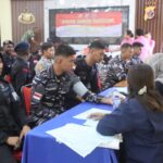 Polres merauke gelar donor darah serentak dalam rangka hari jadi humas polri ke-74, polisi humas harapan masyarakat