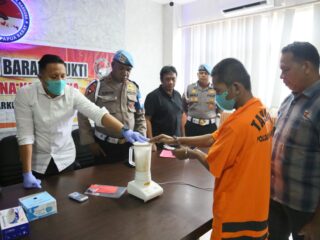 Polda Papua Barat Musnahkan Barang Bukti Narkotika Jenis Sabu Hasil Ungkap Kasus di Manokwari