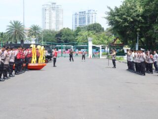 Kapolres Jakpus Pimpin Apel Kesiapan Tim SAR Hadapi Musim Hujan