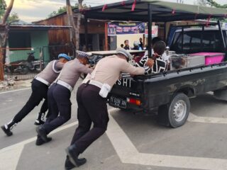 Hari Ke-13 Operasi Zebra Cartenz 2025, Polda Papua Kedepankan Teguran untuk Tingkatkan Kesadaran Tertib Berlalu Lintas