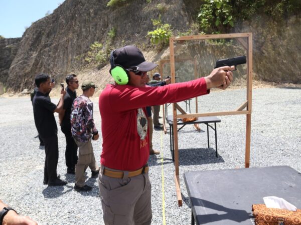 Uji Coba Lapangan Tembak Mapolda Koya Koso, Kapolda Papua Pastikan Fasilitas Sesuai Standar Keamanan