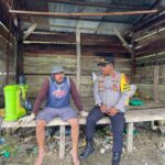 Polsek Nimbokrang Dampingi Petani Rawat Lahan Jagung, Perkuat Ketahanan Pangan di Kabupaten Jayapura