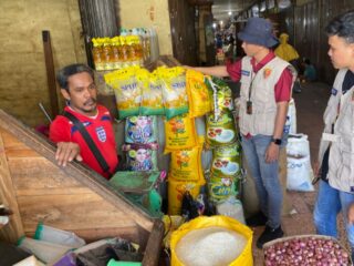 Satgas Saber Papua Pantau Harga Pangan di Pasar Hamadi Jelang Puasa