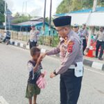 Berbagi Berkah Ramadan 1447 H, Satlantas Polres Supiori Tebar Ratusan Takjil dan Edukasi Tertib Lalu Lintas