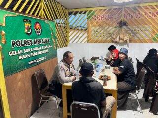 Menebar Kebaikan di Bulan Suci Ramadhan, Polres Merauke Berbuka Puasa Bersama Insan Pers dan Santuni Anak Yatim