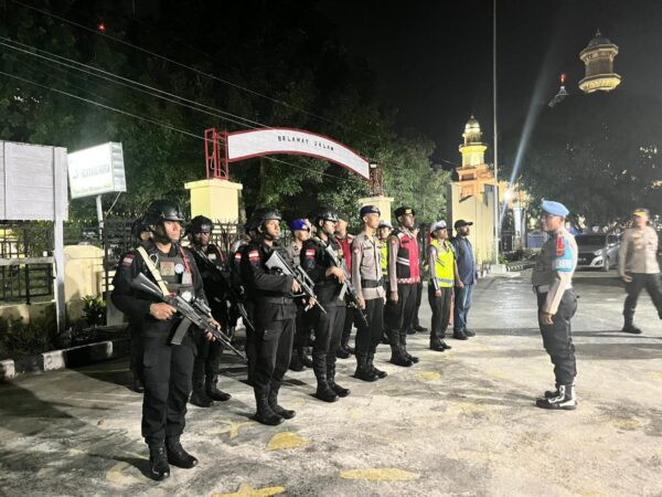 Polisi Siaga Amankan Malam Takbiran di Sentani, Warga Sambut Idulfitri dengan Aman dan Khidmat