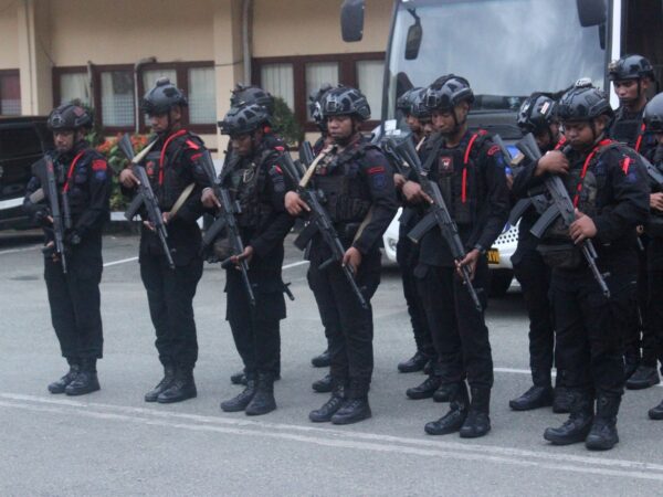 Hari ke-13 Operasi Ketupat Cartenz 2026, Polda Papua Tegaskan Profesionalisme dan Sampaikan Imbauan Kamtibmas