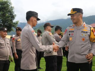 Kapolres Jayapura Pimpin Apel Pagi, Pererat Silaturahmi Lewat Halal Bihalal