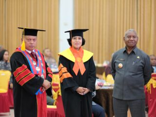 Wakapolda Papua Barat Hadiri Wisuda Universitas Caritas Indonesia sebagai Dukungan terhadap Pengembangan SDM