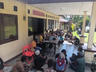 Kapolsek Kelila Pimpin Mediasi Dugaan Pemukulan, Kedua Pihak Sepakat Damai