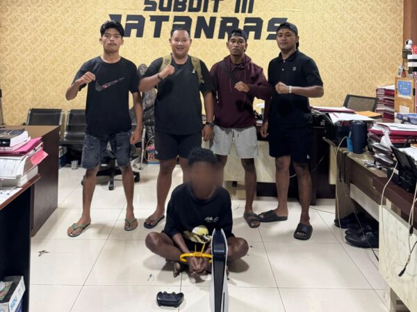 Resmob Jatanras Polda Papua Barat Bekok Terduga Pelalu Curat PS5 di Makokwari, Barang Bukti Disita di Pasar Sanggeng