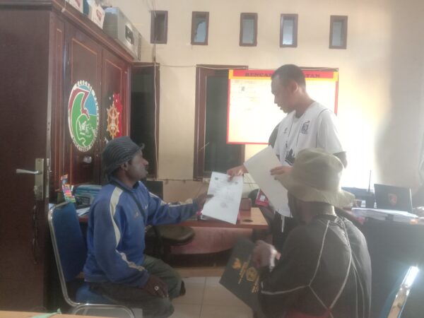 Satresnarkoba Polres Mamberamo Tengah Hadirkan Pelayanan Cepat dan Ramah bagi Masyarakat