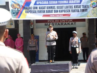 Kapolres Fakfak Pimpin Sertijab Pejabat Utama dan Kapolsek Jajaran