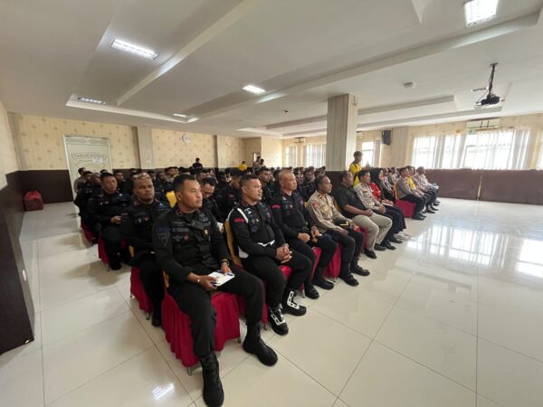 Latihan Pra Operasi Pesparawi Mansinam-2026 Dalam Rangka Pengamanan Pesta Paduan Suara Gerejawi (Pesparawi) Nasional XIV Tahun 2026 di Wilayah Hukum Polda Papua Barat
