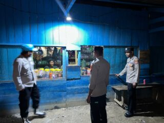 Jaga Kamtibmas Tetap Kondusif, Ka Jaga Regu III Polsek Kelila Laksanakan Sambang Warga