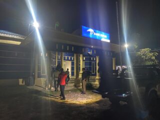 Patroli Malam Pamapta 1 Polres Mamberamo Tengah Pastikan Situasi Kamtibmas tetap Kondusif