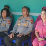 Sambut Hari Bhayangkara ke-80, Polda Papua Barat Serahkan Bantuan Sumur Bor dan Bedah Rumah bagi Masyarakat di Manokwari