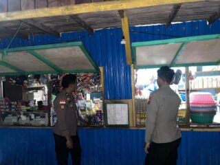 Patroli Humanis Polsek Kelila, Bangun Komunikasi dengan Warga Demi Keamanan Lingkungan