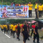 Kegiatan Jalan Santai Dalam Rangkaian Peringatan Hut Bhayangkara ke-80 Tahun 2026 Polres Mamberamo Raya