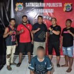 Tim Unit Reaksi Cepat (URC) Satuan Reserse Kriminal Polresta Manokwari Berhasil Tangkap Pelaku Pencurian yang Meresahkan Penumpang Kapal di Pelabuhan Manokwari