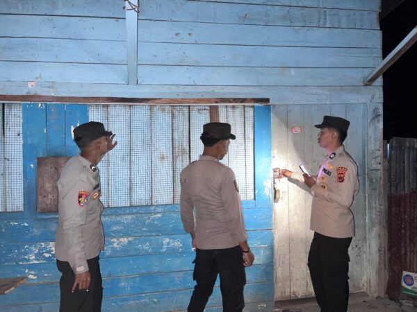 Pastikan Kios Warga Tetap Aman, Regu II Polsek Kelila Tingkatkan Patroli Preventif