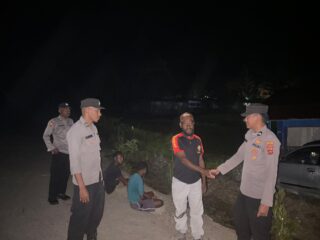 Patroli Regu III Polsek Kelila Perkuat Keamanan dan Jalin Komunikasi dengan Warga