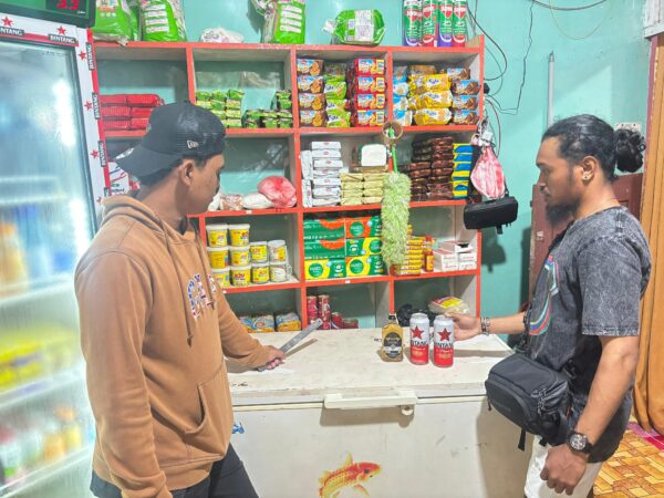 Ciptakan Kondusifitas Menjelang Pesparani Katolik IV, Sat Resnarkoba Polres Teluk Bintuni Gencar Razia Kios Miras