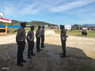 Sat lantas polres mamberamo tengah laksanakan strong point pagi demi kelancaran arus lalu lintas