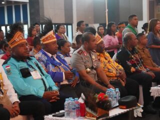 Kapolda Papua Barat Hadiri Pembukaan Pesparani Katolik IV Tingkat Provinsi Papua Barat di Teluk Bintuni