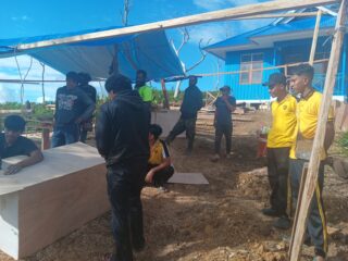 Bangun Komunikasi dengan Warga, Regu II Piket Polsek Kelila Hadir di Desa Timeria