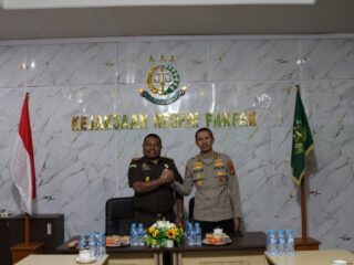 Kapolres Fakfak Jalin Silaturahmi dengan Kajari, Perkuat Sinergitas Penegakan Hukum
