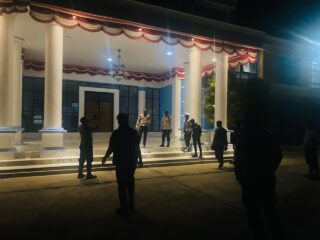 Patroli Malam Polres Mamberamo Tengah Jaga Stabilitas Kamtibmas di Sejumlah Objek Vital Kobakma
