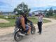 Satlantas Polres Mamberamo Tengah Laksanakan Strong Point Pagi, Wujudkan Kamseltibcar Lantas yang Kondusif