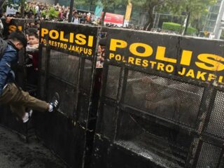 9.242 Personel Gabungan Dikerahkan Kawal 31 Demo di Jakarta Hari Ini
