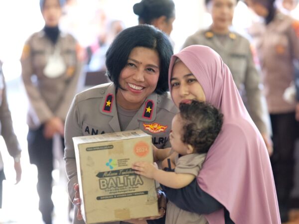 Polwan Peduli Stunting, Polwan Polda Papua Barat Hadir Untuk Dukung Percepatan Penurunan Stunti