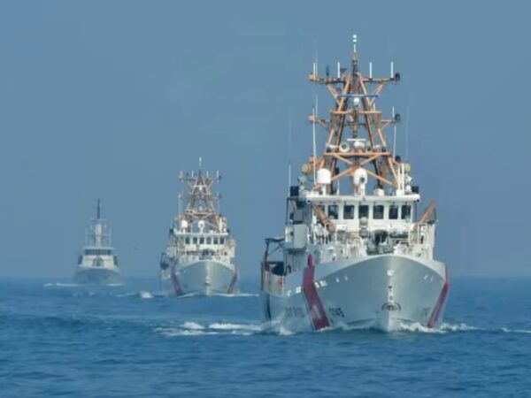 Photex Navy Force SGS 26, TNI AL dan Unsur Maritim Amerika Serikat Tampilkan Formasi Laut