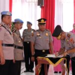 Kapolda Papua Barat Pimpin Sertijab Kabid Dokkes dan Penyerahan Jabatan Kabid Propam