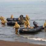 Jelang Demo Pendaratan Amfibi, TNI–ADF Mantapkan Latihan di Pantai Banongan