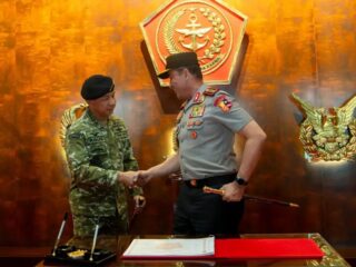 Panglima TNI dan Kapolri Perkuat Soliditas dan Sinergi TNI-Polri