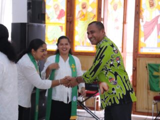 Kapolda Papua Barat Gelar Minggu Kasih Bersama Jemaat GKI Agape Wosi, Ajak Masyarakat Perkuat Kerukunan, Toleransi, dan Jaga Kamtibmas